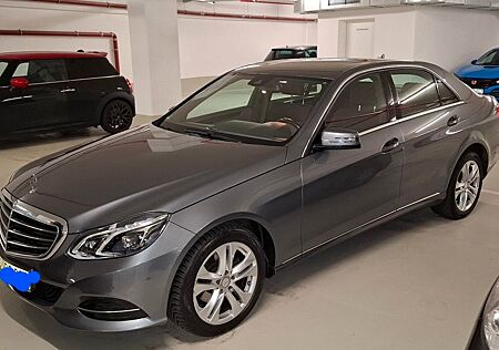 Mercedes-Benz E 220 BlueTEC 4MATIC ELEGANCE Autom. ELEGANCE