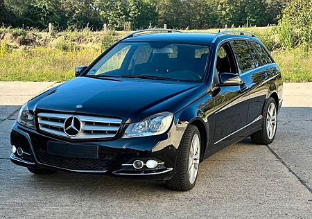 Mercedes-Benz C 200 CDI T AVANTGARDE AVANTGARDE. TÜF NEU