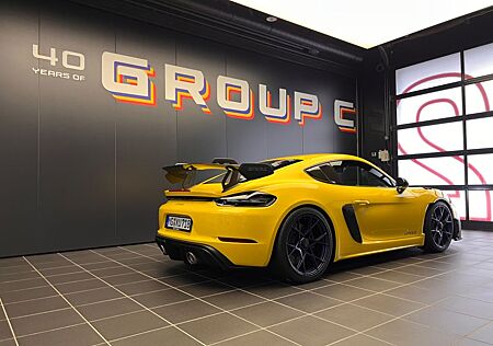 Porsche Cayman 718 GT4 RS Weissach