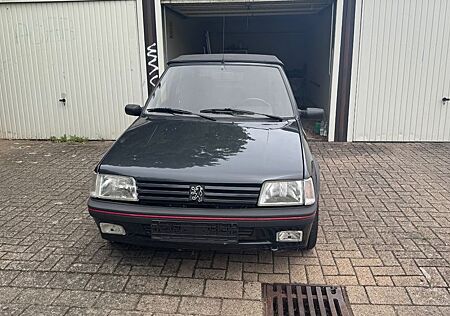 Peugeot 205 CTI