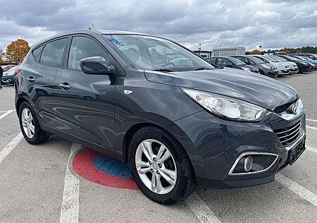 Hyundai ix35 gebraucht kaufen Hyundai ix35 Comfort/Allrad/Klima/1 Hand/AHK/ Tüv 01/26