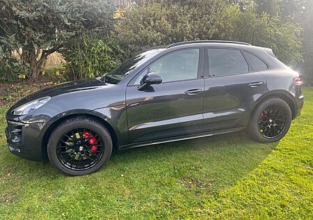 Porsche Macan GTS