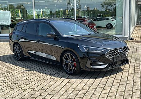 Ford Focus Turnier ST X Head-Up Kamera LED