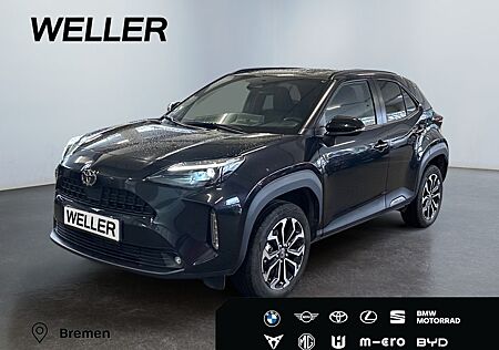 Toyota Yaris Cross Hybrid 1.5 Team D Kamera Navi CarPla