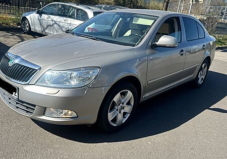 Skoda Octavia Elegance1,8*ALCANTARA*AUTOMATIK*TÜV11/25