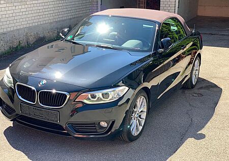 BMW 218d Cabrio Advantage Advantage