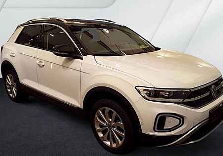 VW T-Roc Volkswagen Style 1.5 TSI DSG LED+AHK+NAVI+ACC+APP+SHZ