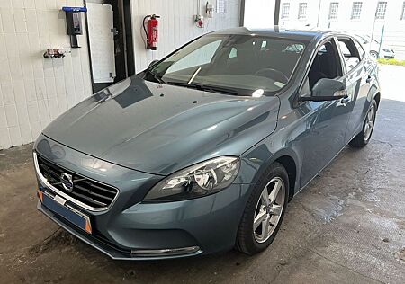 Volvo V40 Kinetic 1.Hand,lückenlos Scheckheft