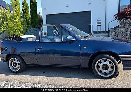 Opel Kadett E Cabrio Bertone (HU neu!)