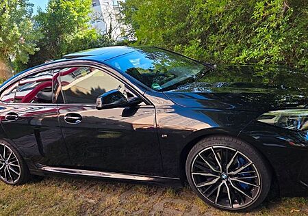 BMW M235i xDrive Performance-Paket/Servicepaket 2027