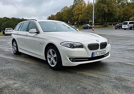 BMW 520d Touring *Vollleder*Automatik*