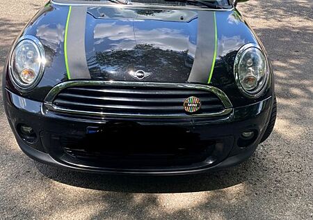 Mini ONE 55kW Brick Lane Alien Green Brick Lane A...