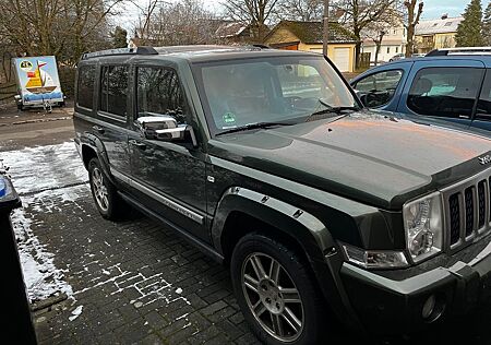 Jeep Commander Overland 3.0 CRD Autom. Letzter Preis!