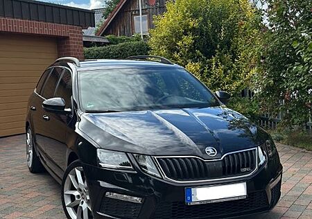 Skoda Octavia RS Combi 2.0-230PS! 1-Hand/Garantie/TOP