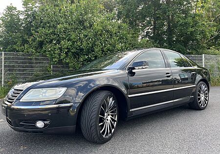 VW Phaeton Volkswagen 4.2 V8 4MOTION Tiptronic 5-Sitzer St...