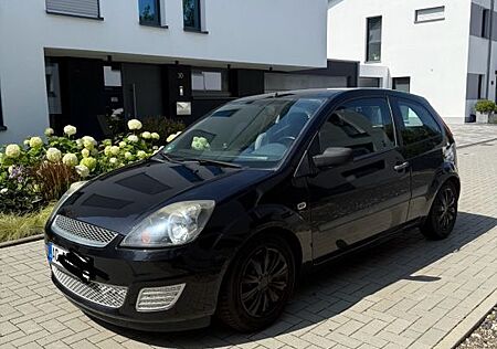 Ford Fiesta *Klima*Radio*8-Fach