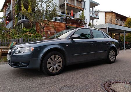 Audi A4 gebraucht kaufen Audi A4 2.7 TDI