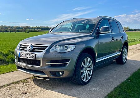 VW Touareg Volkswagen 3.0 V6 TDI - R-Line, 20", viele Extras