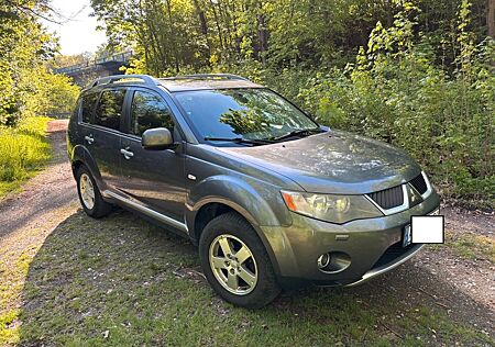 Mitsubishi Outlander 2.0 DI-D Inform Inform