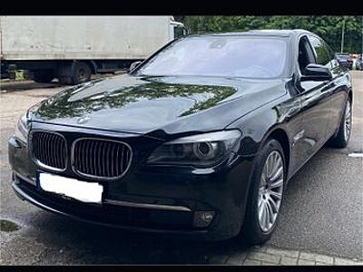 BMW 750i -