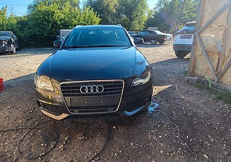 Audi A4 Avant S line Sportpaket / plus