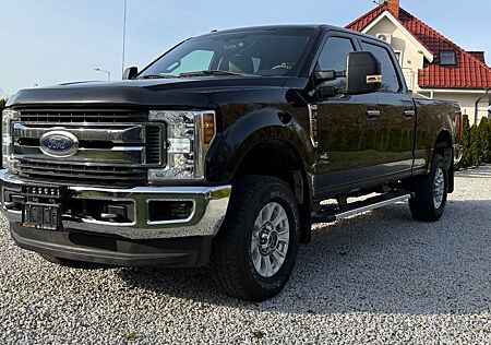 Ford F 250 SUPER DUTY