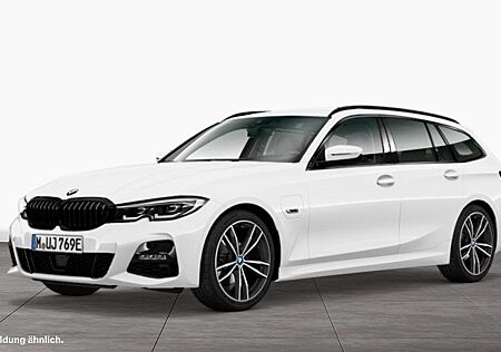 BMW 330e xDrive Touring M Sport LiveCockpitProf LED