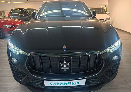 Maserati Levante Benzin 3.0 V6 S Q4 Black*Pano