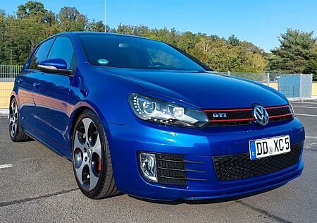 VW Golf Volkswagen 6 GTI - neuer Motor fast Vollaus sehr gepfl