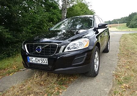 Volvo XC 60 XC60 DRIVe Momentum Momentum