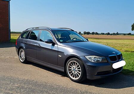 BMW 320i touring -