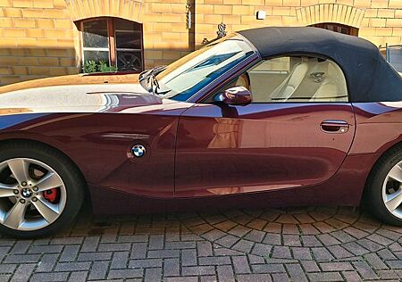 BMW Z4 2.2i - Top Zustand