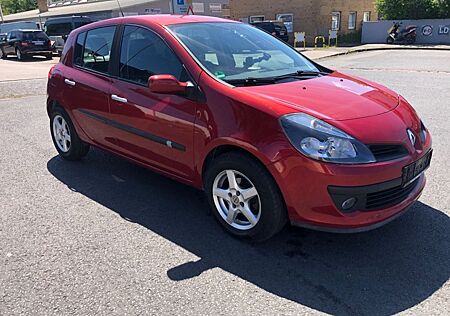 Renault Clio 1.6 16V