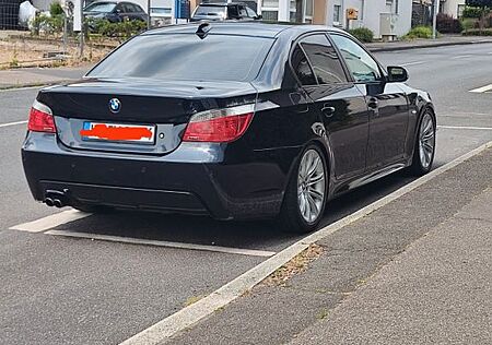 BMW 530i A -