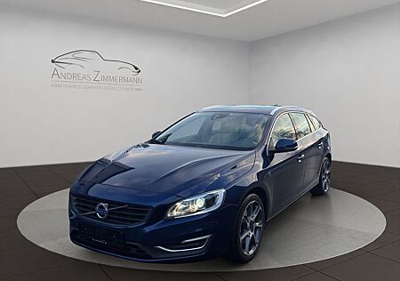 Volvo V60 D5 Kombi Ocean Race 225PS BLAU/BEIGE 4C/SD