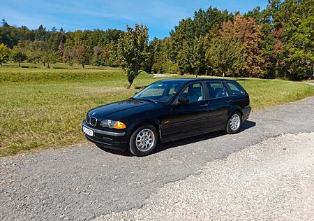 BMW 318i touring