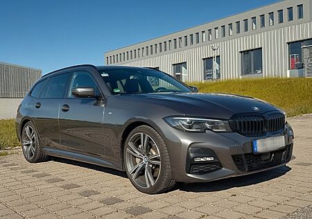 BMW 330d xDr. Tour. M Sport Auto. H/K Pano Leder