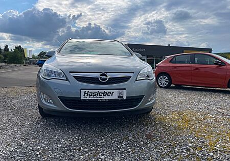 Opel Astra J Sports Tourer Design Edition