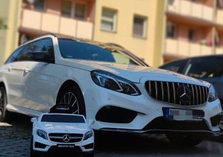 Mercedes-Benz E 350 BlueTEC 4MATIC AMG Automatisches Parken
