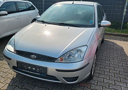 Ford Focus 1,6 Ambiente Ambiente