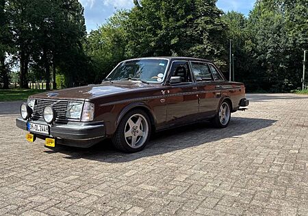 Volvo 244 DL