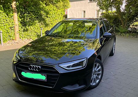 Audi A4 40 TDI S tronic Avant -