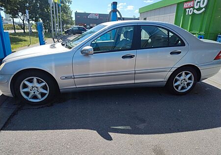 Mercedes-Benz C 240 4MATIC CLASSIC Classic