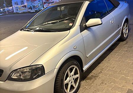 Opel Astra Cabrio 1.8 Edition 90Jahre Bertone Edi...