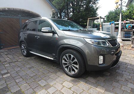 Kia Sorento 2.2 CRDi AWD 1Hd 7Sitze Leder Navi Xenon