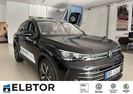 VW Tiguan Volkswagen Elegance 2,0 TDI-DSG NAVI AHK GRA PDC