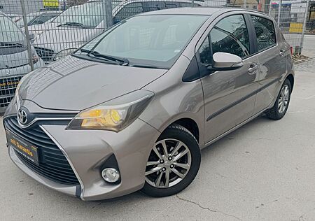 Toyota Yaris 1.3 Comfort*1.Hand*Scheckheft*Rück.Kamera