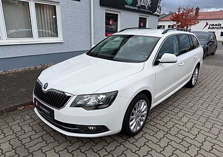 Skoda Superb gebraucht kaufen Skoda Superb Combi Exclusive*Xenon*PDC*1.Hand