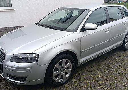 Audi A3 1.8 TFSI S tronic Ambiente Sportback Ambiente