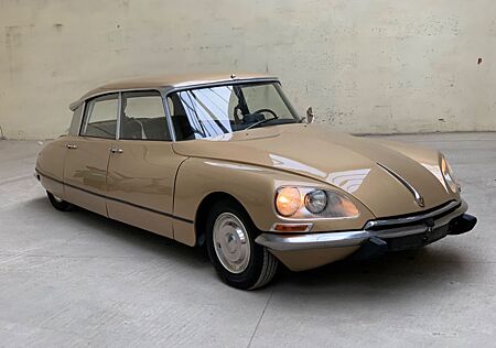 Citroën DS ID19B *Göttin* Schalter Fantomas viel neu